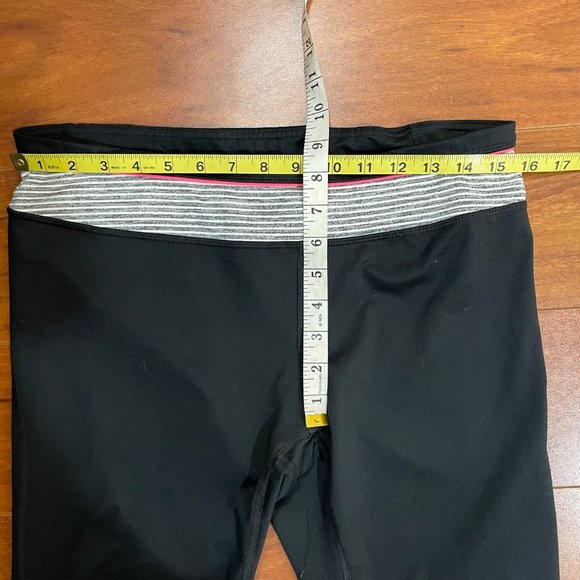 Lukka Womens Crop Capri Athletic Workout Leggings Black Gray Pink Size Large - Picture 10 of 13